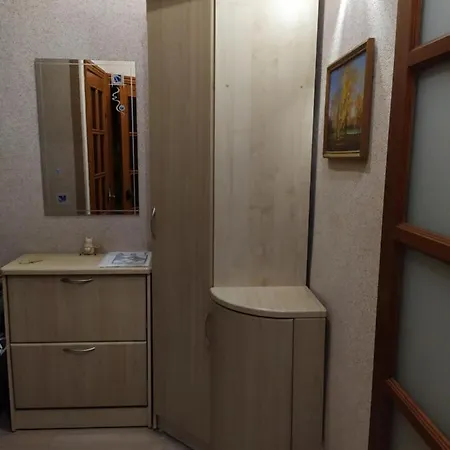 Three Bedroom Stepana Bandery Street Riwne Zimmer foto