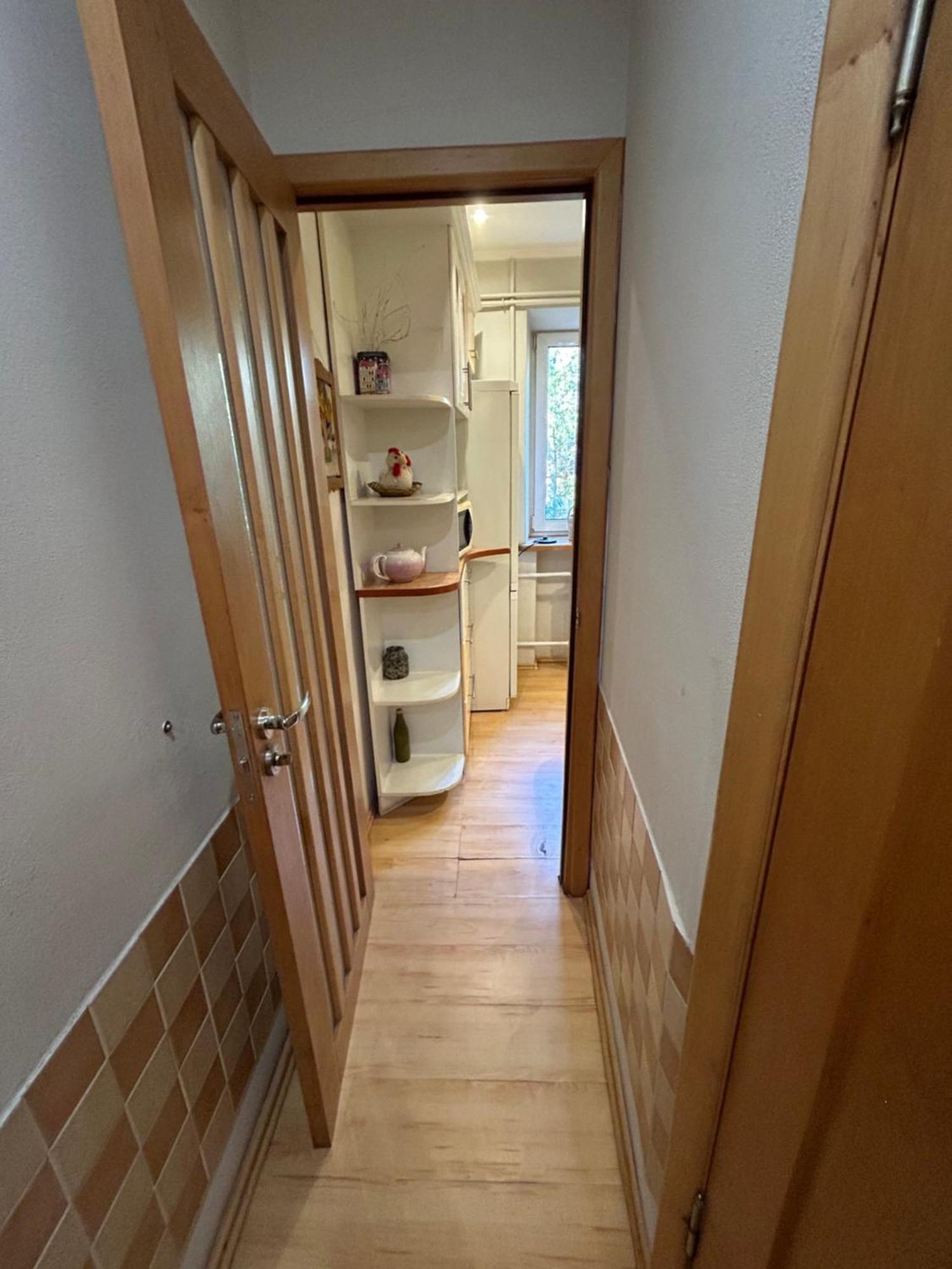 Apartment Three Bedroom Stepana Bandery Street *