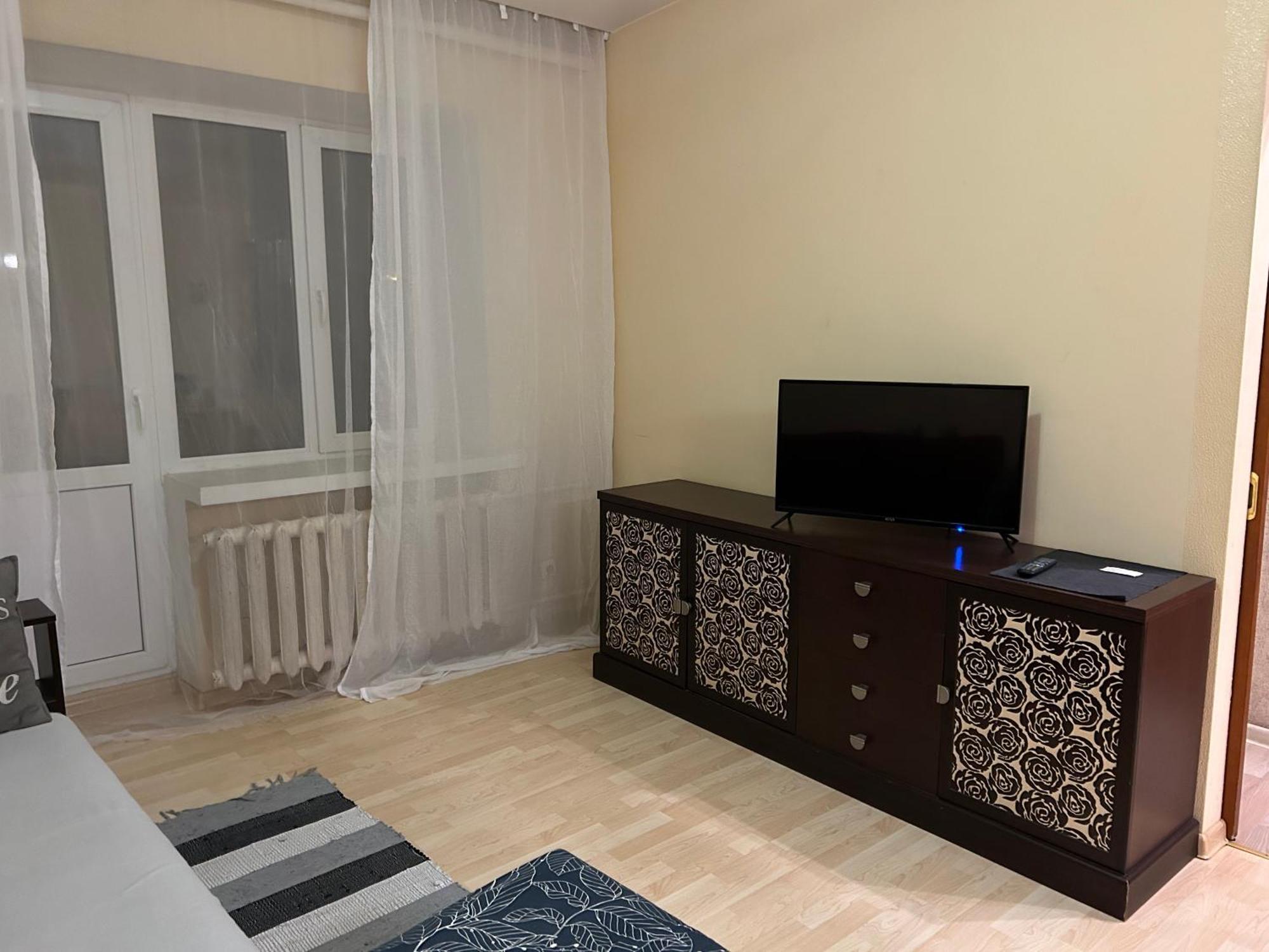 Apartment Three Bedroom Stepana Bandery Street