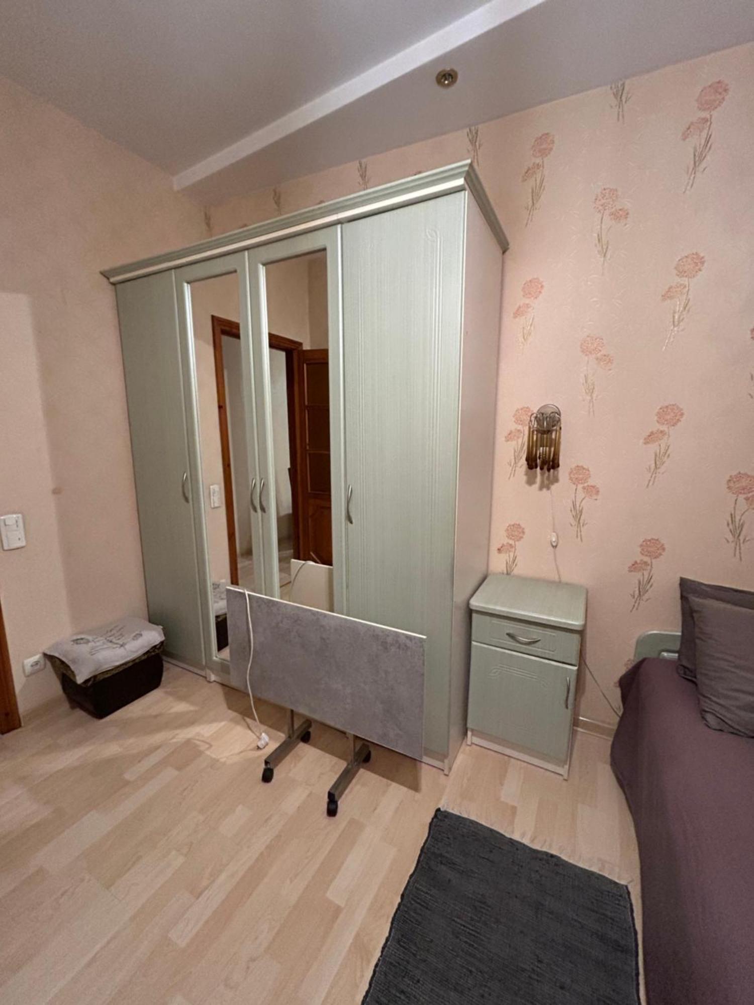 Three Bedroom Stepana Bandery Street Apartment