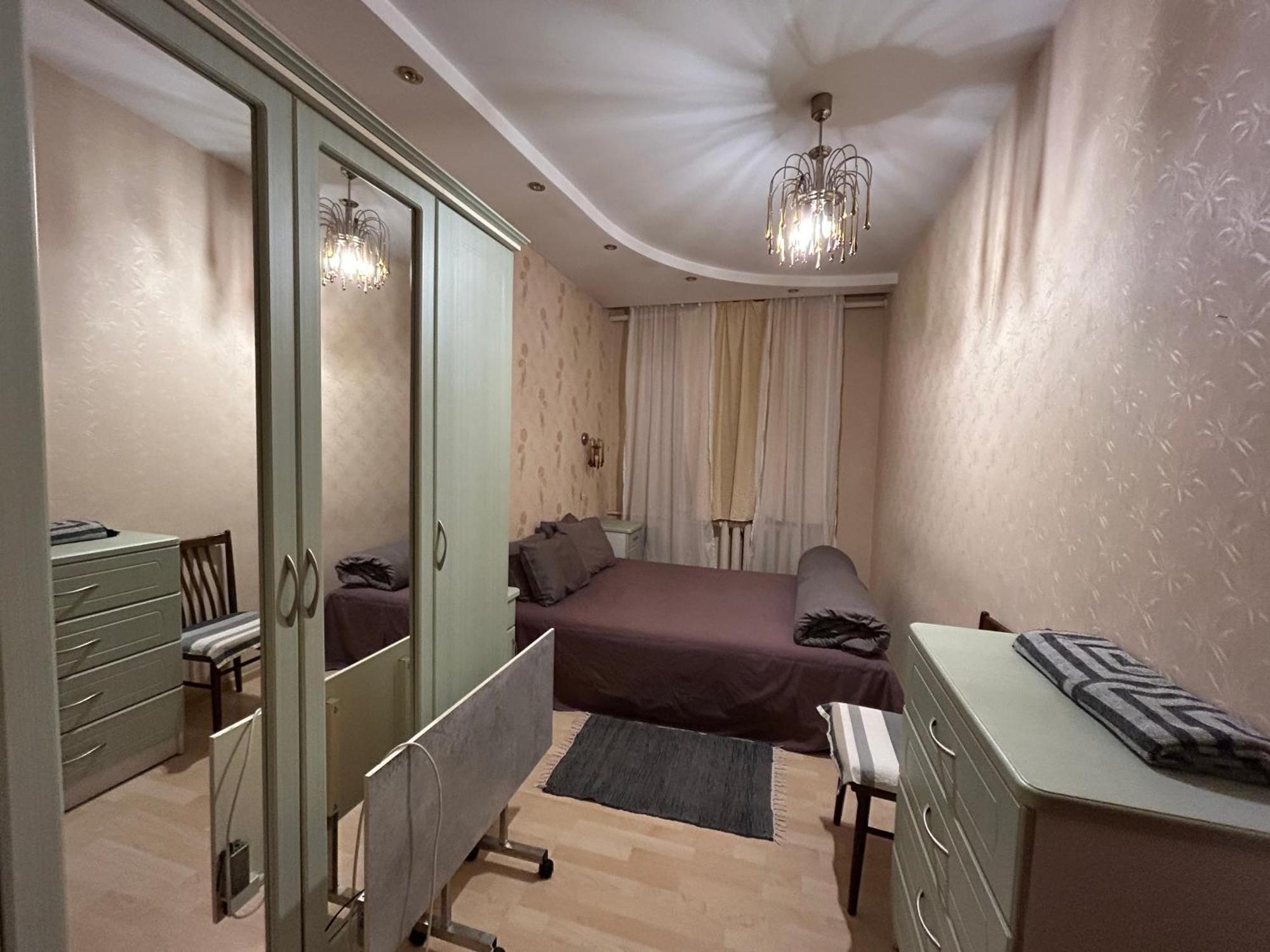 Three Bedroom Stepana Bandery Street Riwne