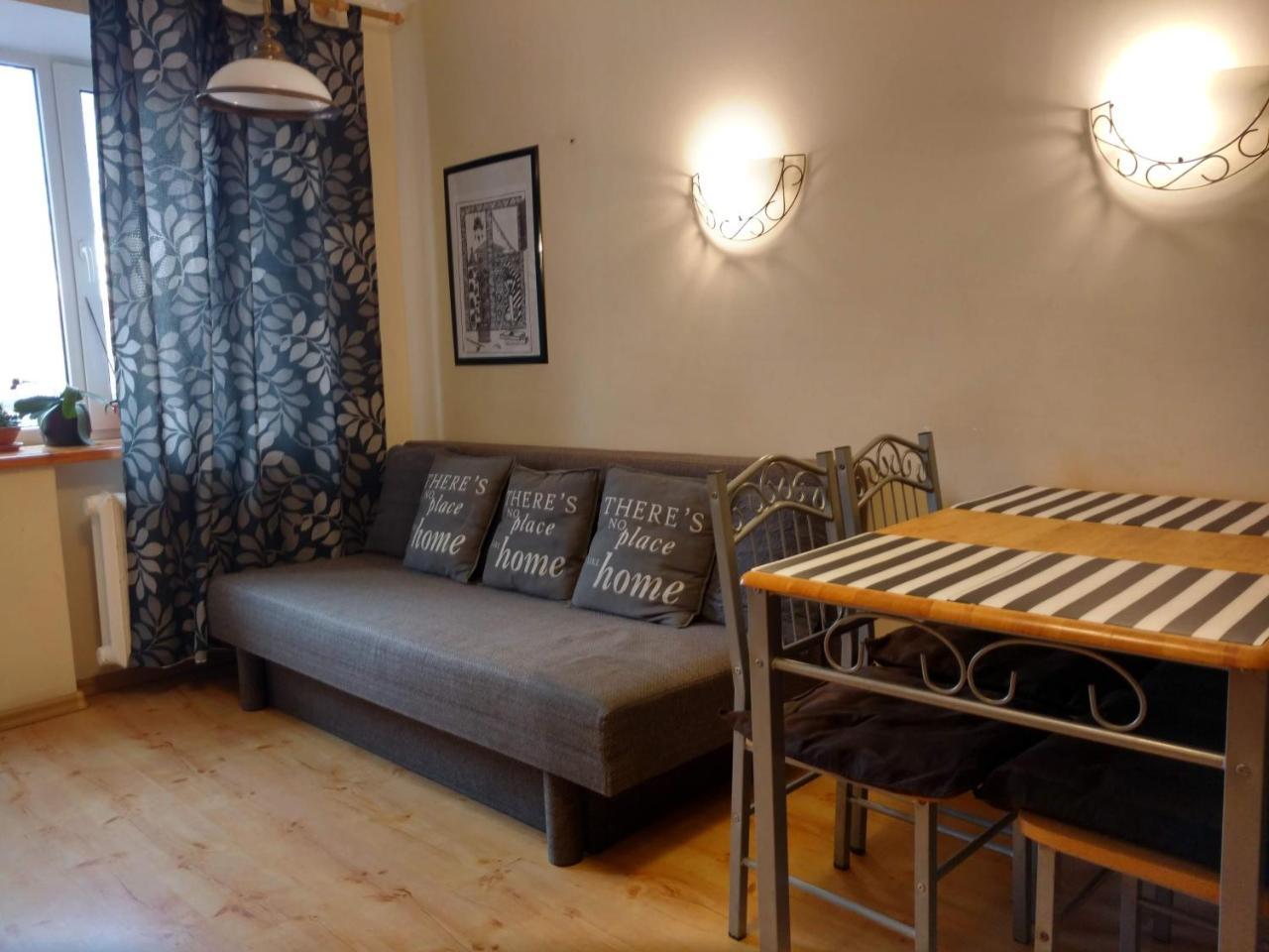 Three Bedroom Stepana Bandery Street Apartment